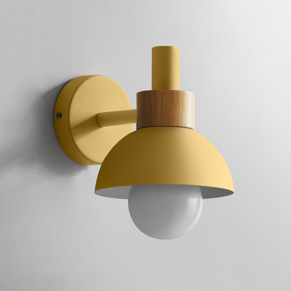 Lampe murale minimaliste en bois