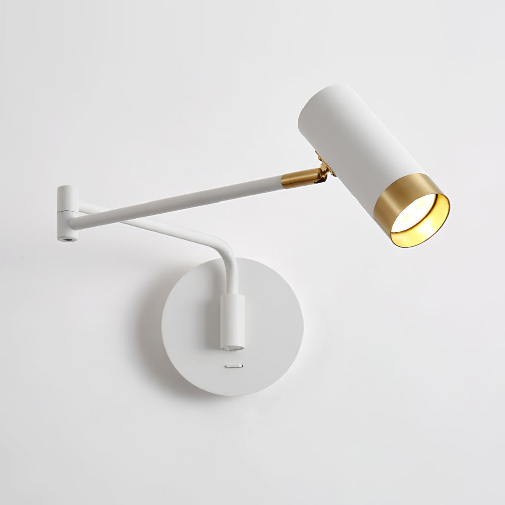 Justerbar vägglampa med arm