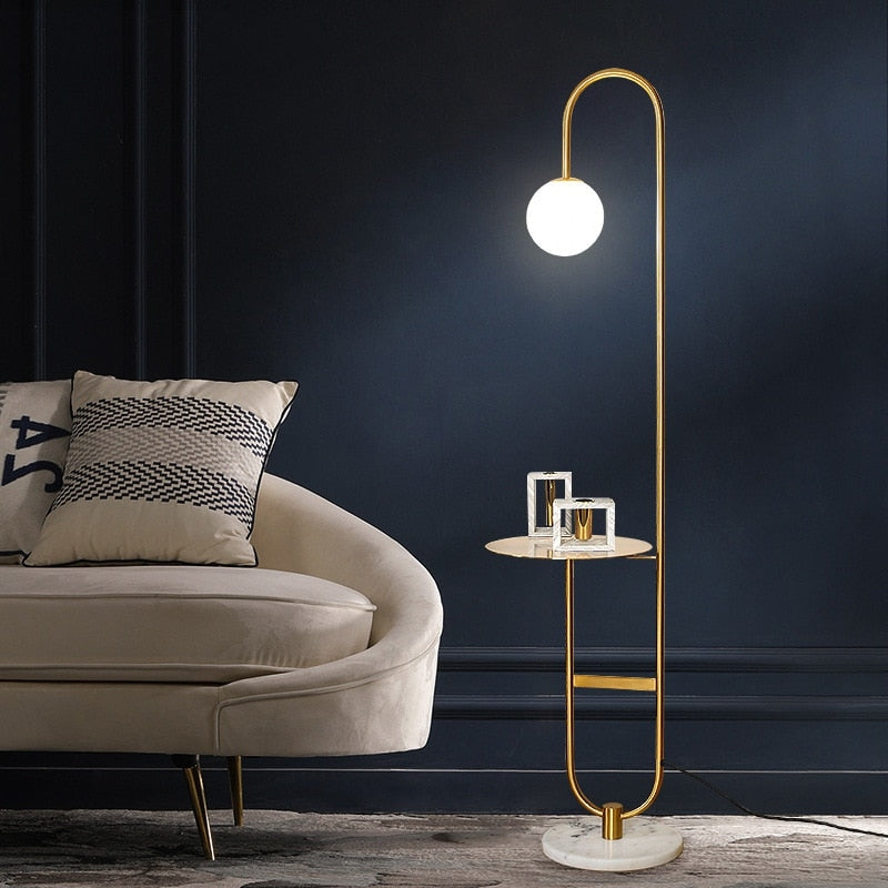 Lampadaire moderne nordique avec table ronde