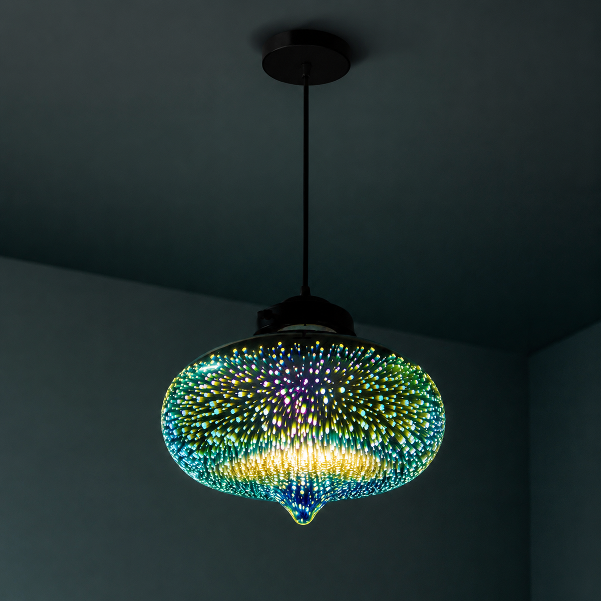 Pendellampa med fyrverkerier i glas med 3D-effekt