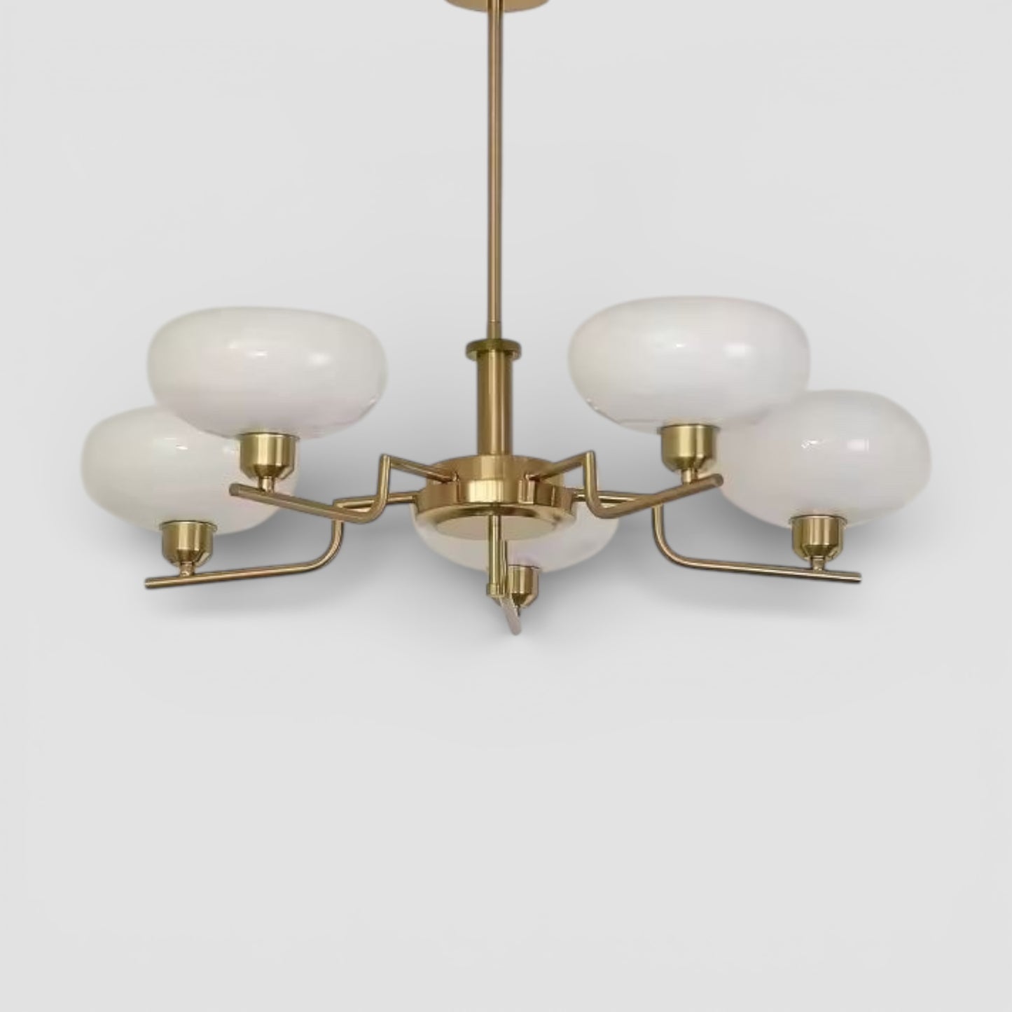 Bauhaus-inspirerad LED-kronlampa för vardagsrummet