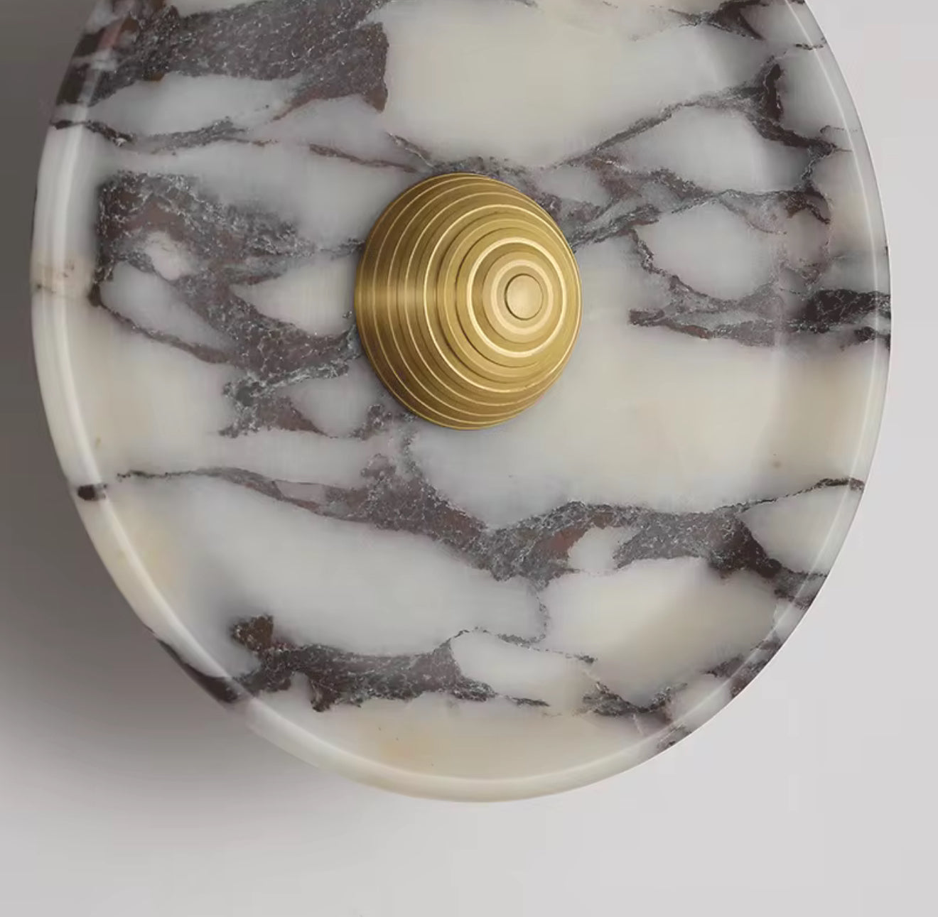 Runde Marmor-Wandleuchte