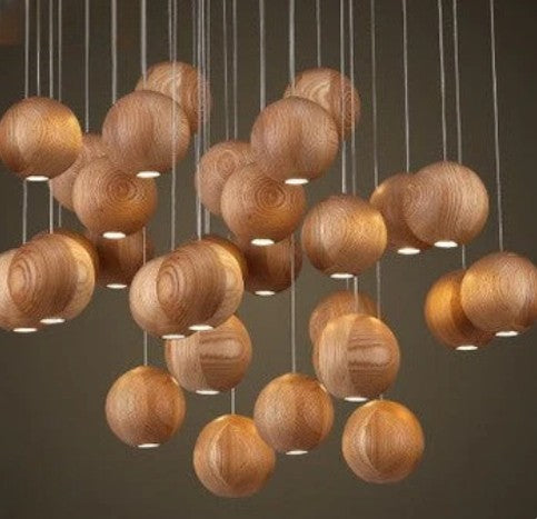 Hänglampa i massivt trä