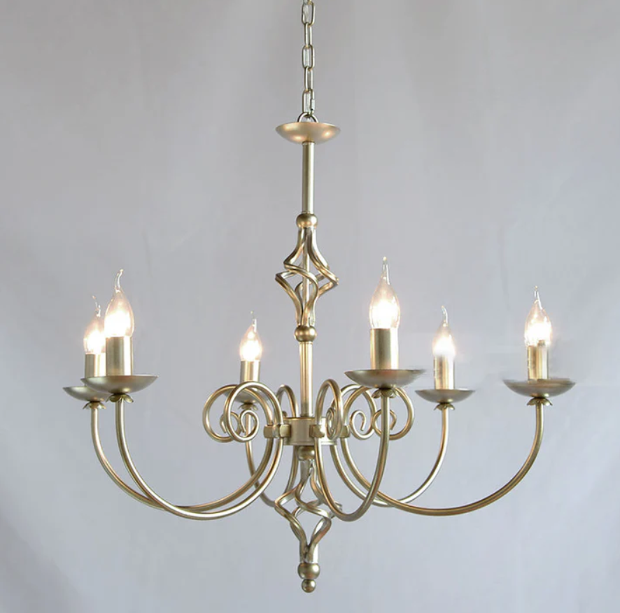 Lustre en fer forgé pour salle d'art