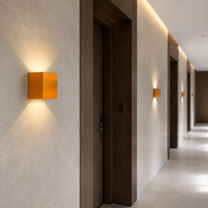 Aluminium Minimalist Wall Light