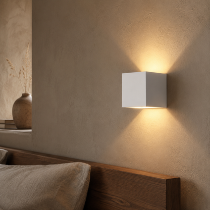 Aluminium Minimalist Wall Light