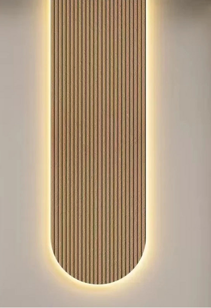 Minimalistische wandlamp met muurschildering