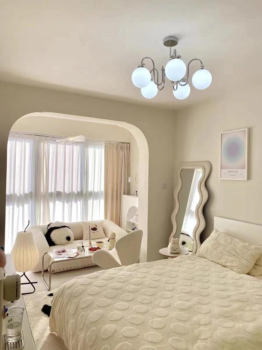 Cremefarbener Glas-Kronleuchter