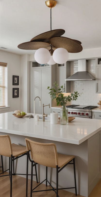 Wit glazen plafond met bloembladkleurige tint