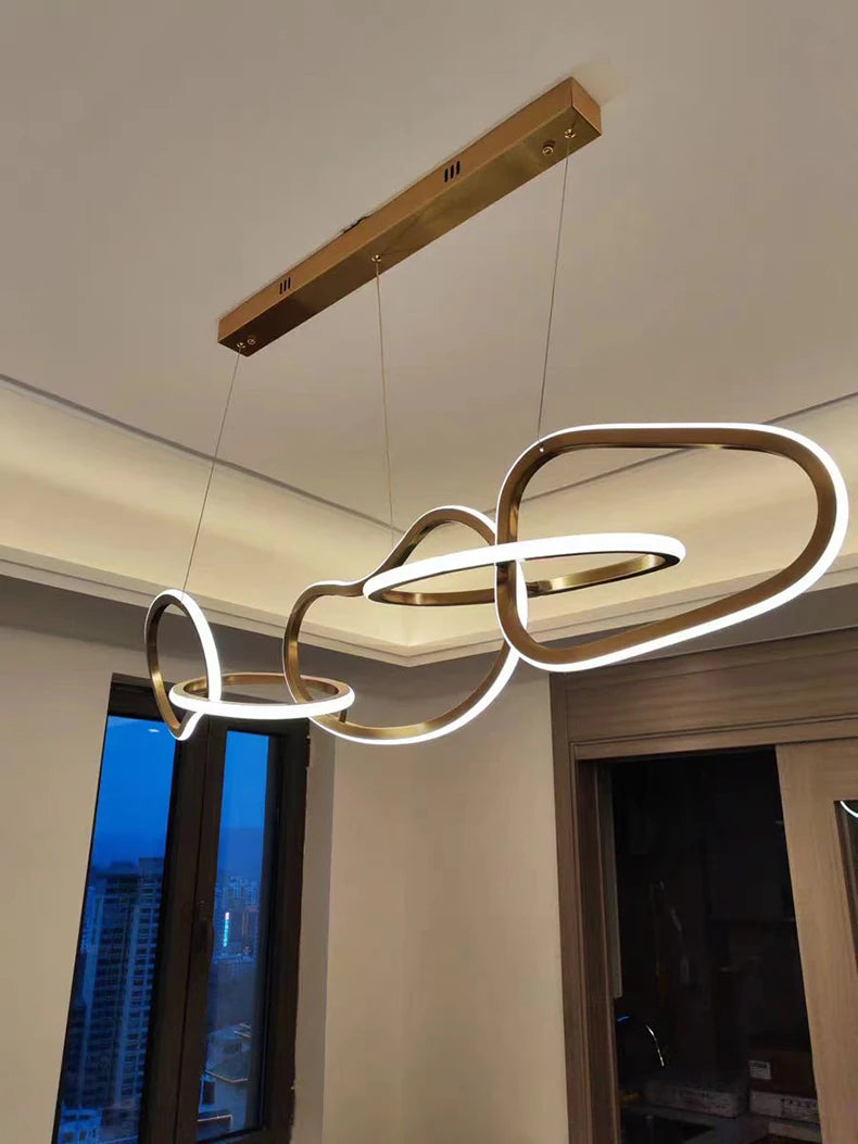 Suspension moderne et élégante à LED