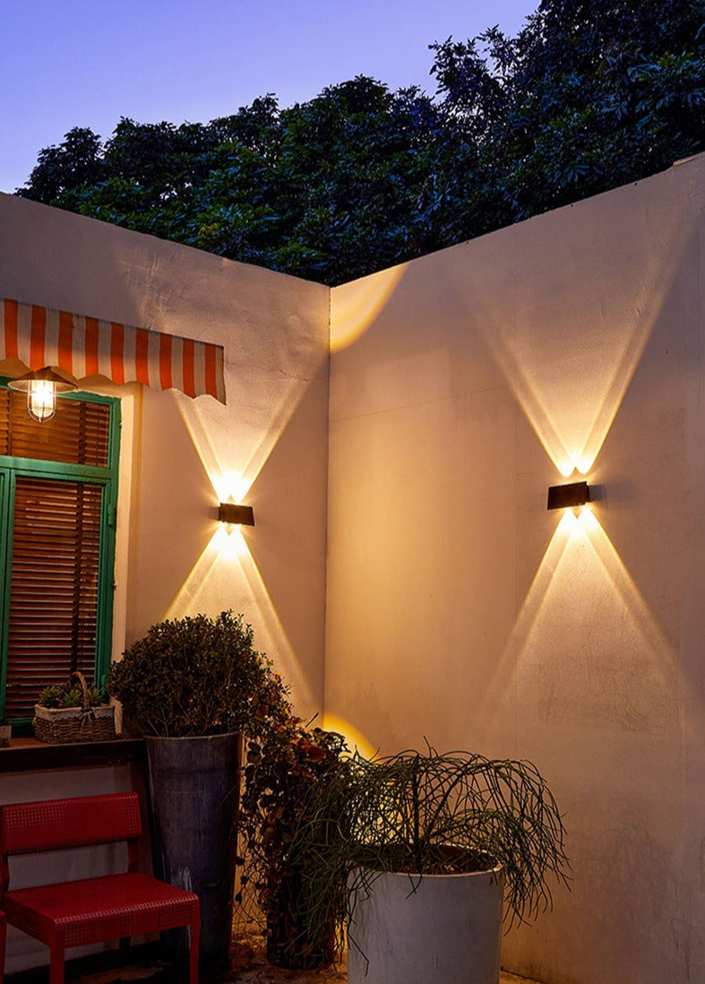 VEN Solar Wall Light