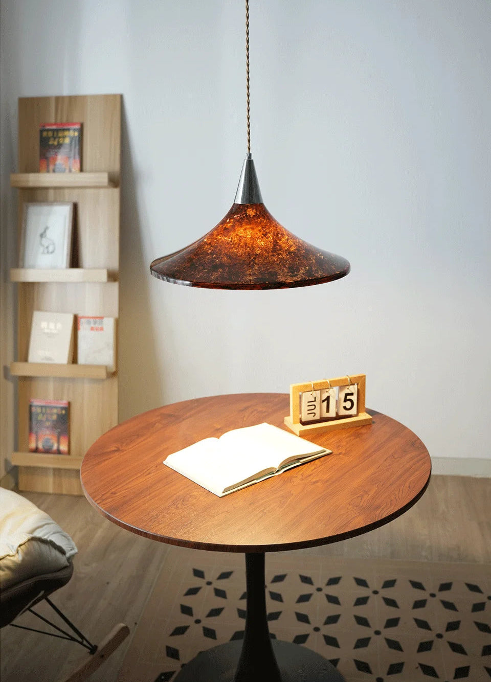 Fransk pendellampa från mitten av 1900-talet