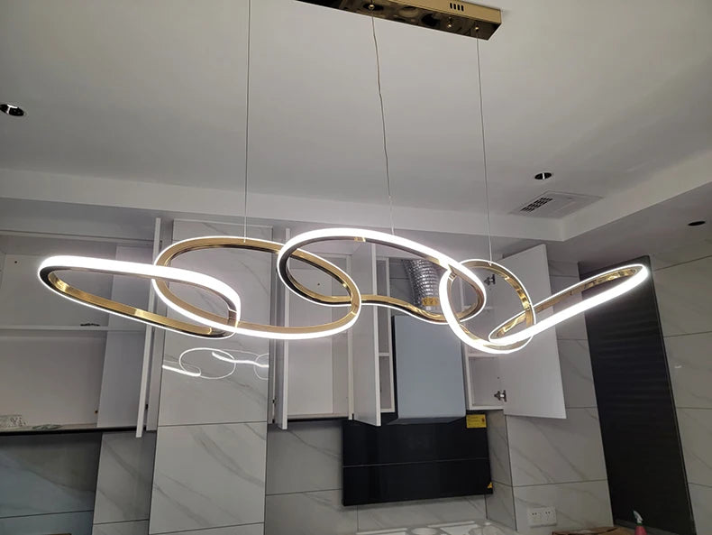 Suspension moderne et élégante à LED