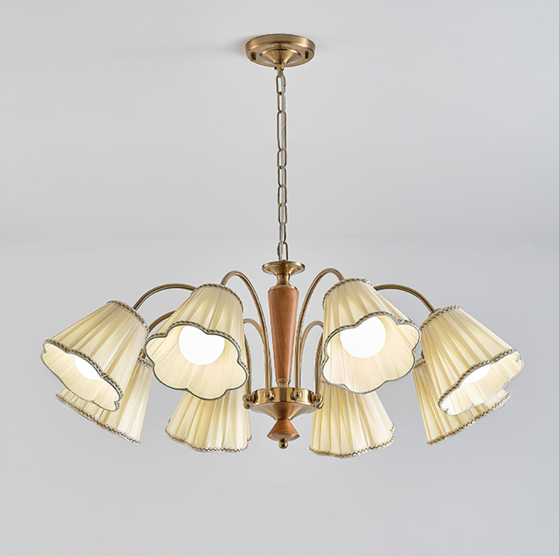 Antiker Kronleuchter für den Essbereich mit Stoffschirmen