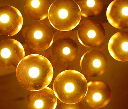 Hänglampa i massivt trä