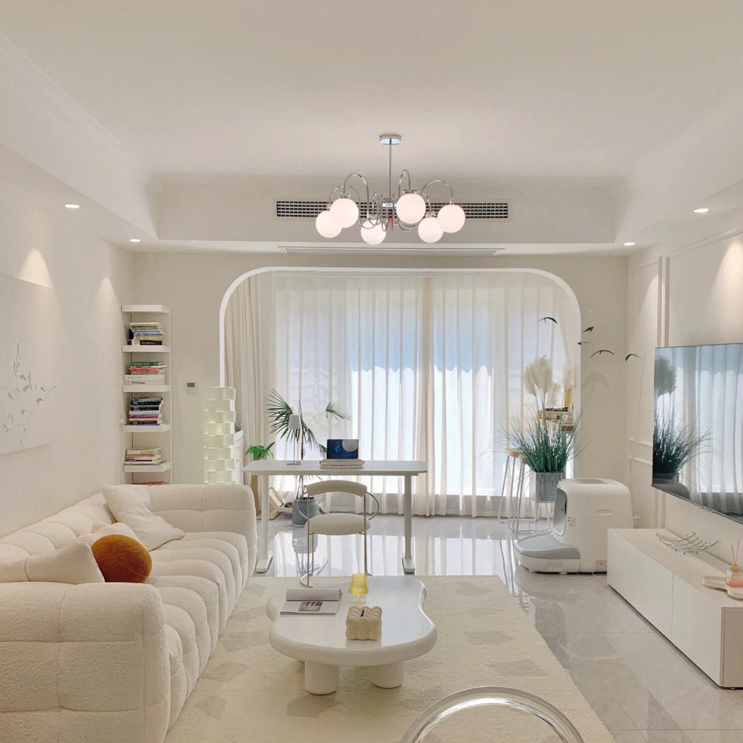 Cremefarbener Glas-Kronleuchter