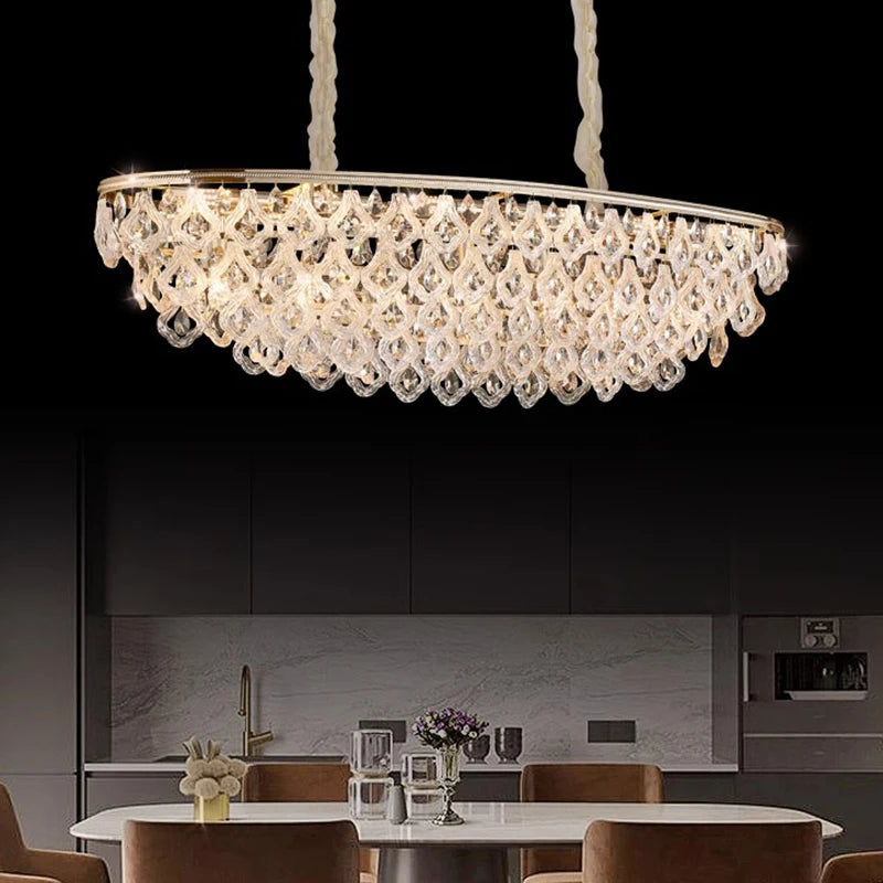 Grand lustre en cristal pour villa