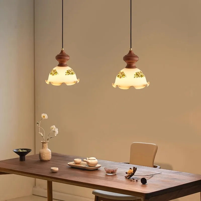 Suspension en verre et noyer Camellia, style wabi sabi