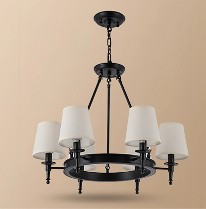 Koperen kroonluchter met stoffen lampenkappen