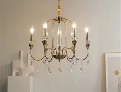 Lustre en fer forgé avec bougeoirs en cristal