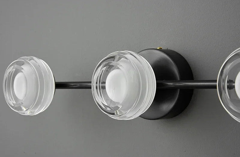 Minimalistisk modern badrumslampa