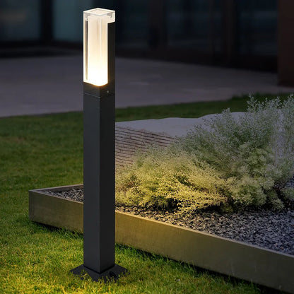 Pillar garden outdoor light