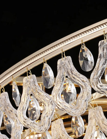 Grand lustre en cristal pour villa