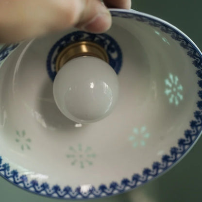 Suspension LED en céramique blanche et cuivre