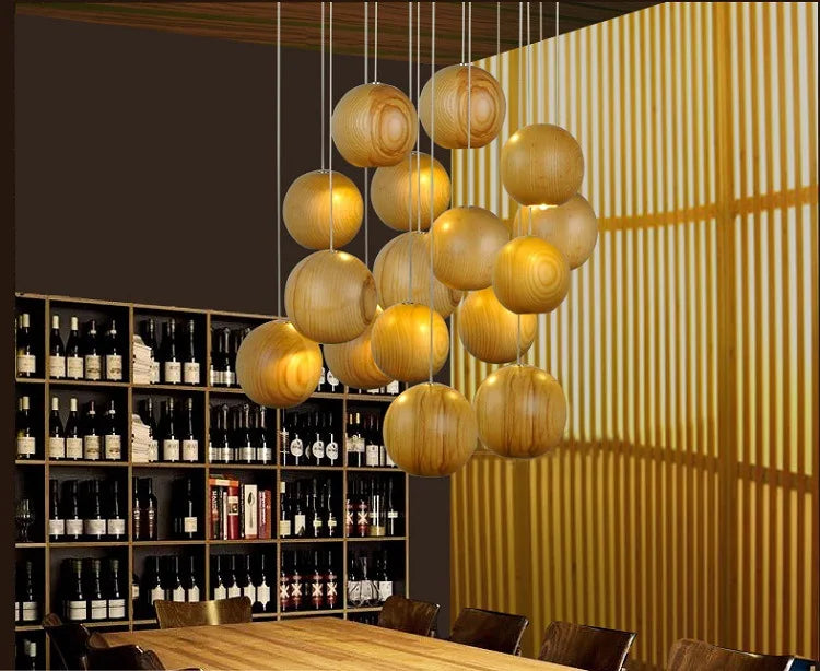 Hänglampa i massivt trä