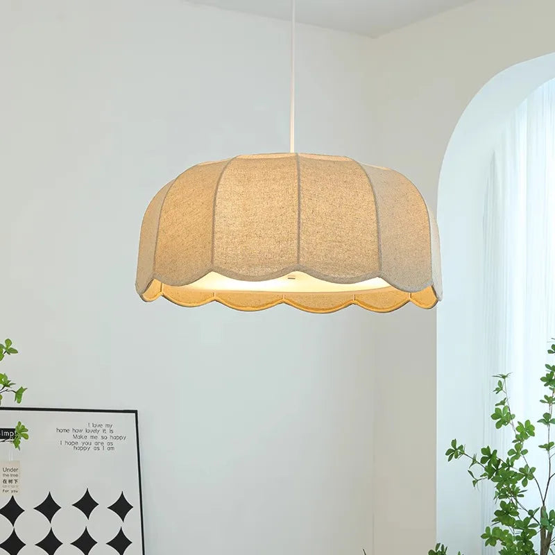 Japanse stoffen hanglamp voor de slaapkamer