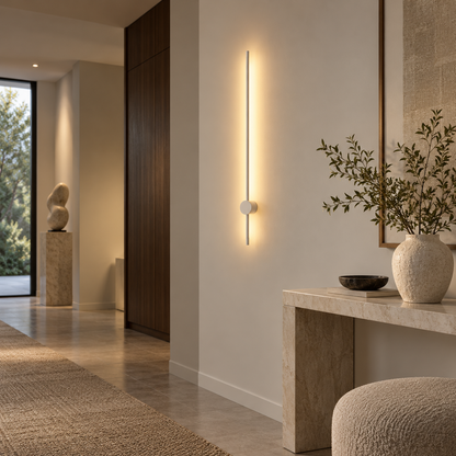 Minimalistische wandlamp in staafvorm