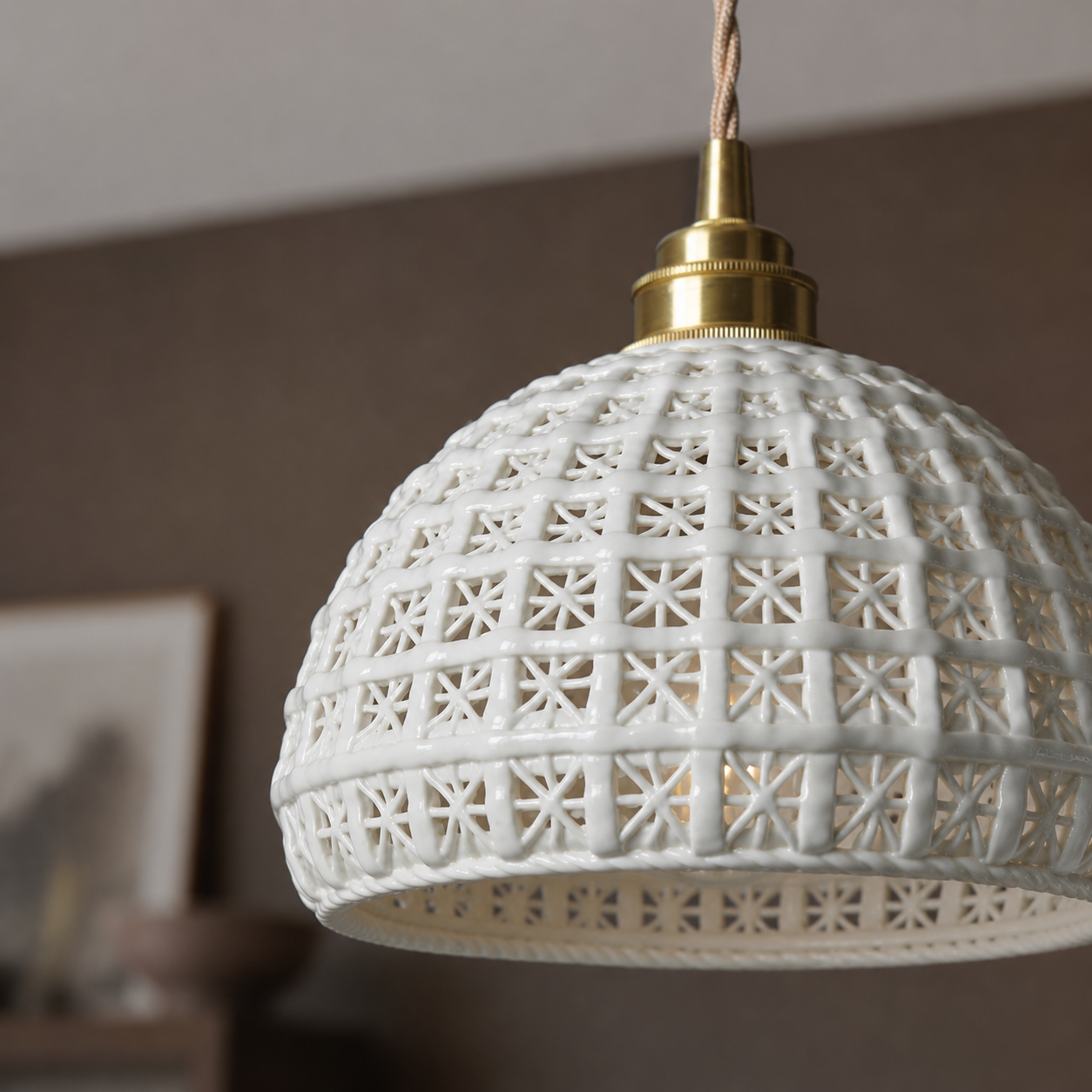 LUXELY modern ceramic LED pendant light