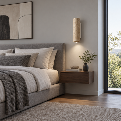 Sconce med dekor i travertin