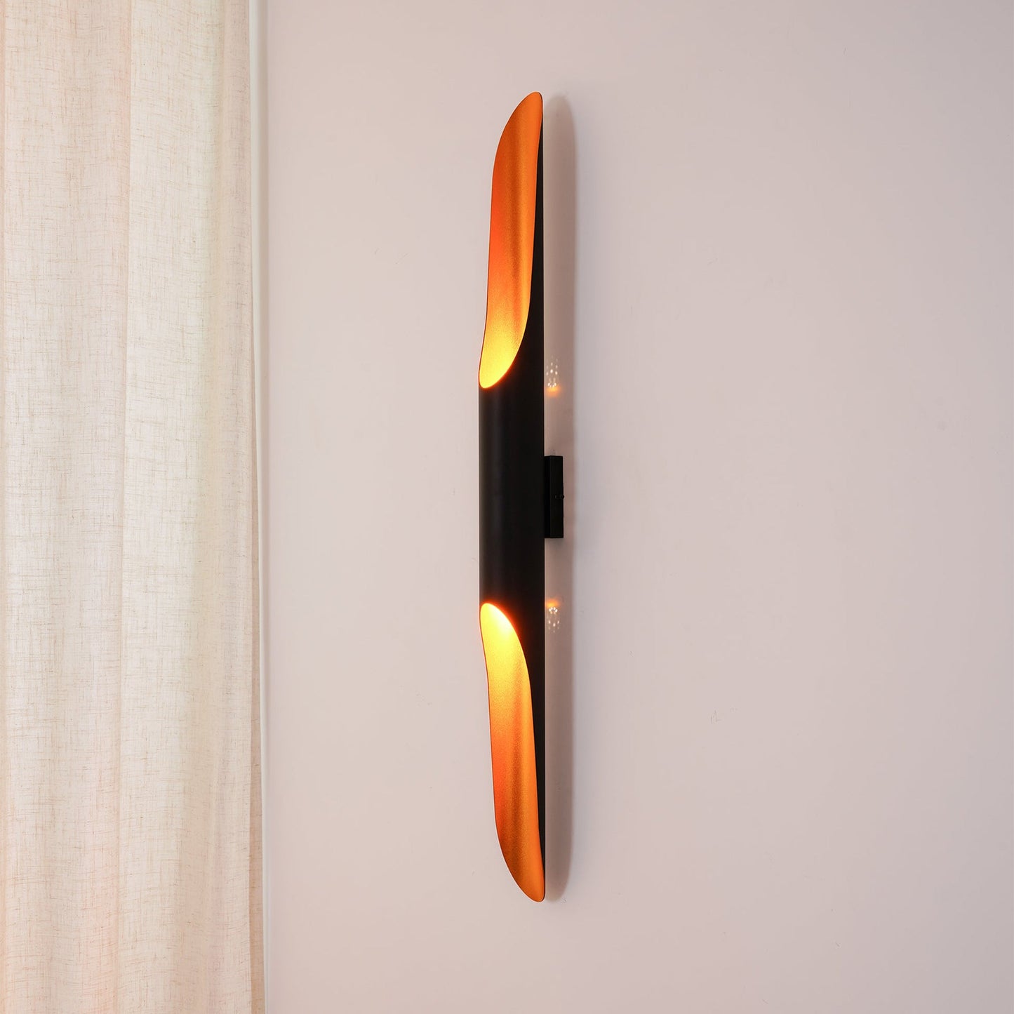 Postmodern Wall Lamp