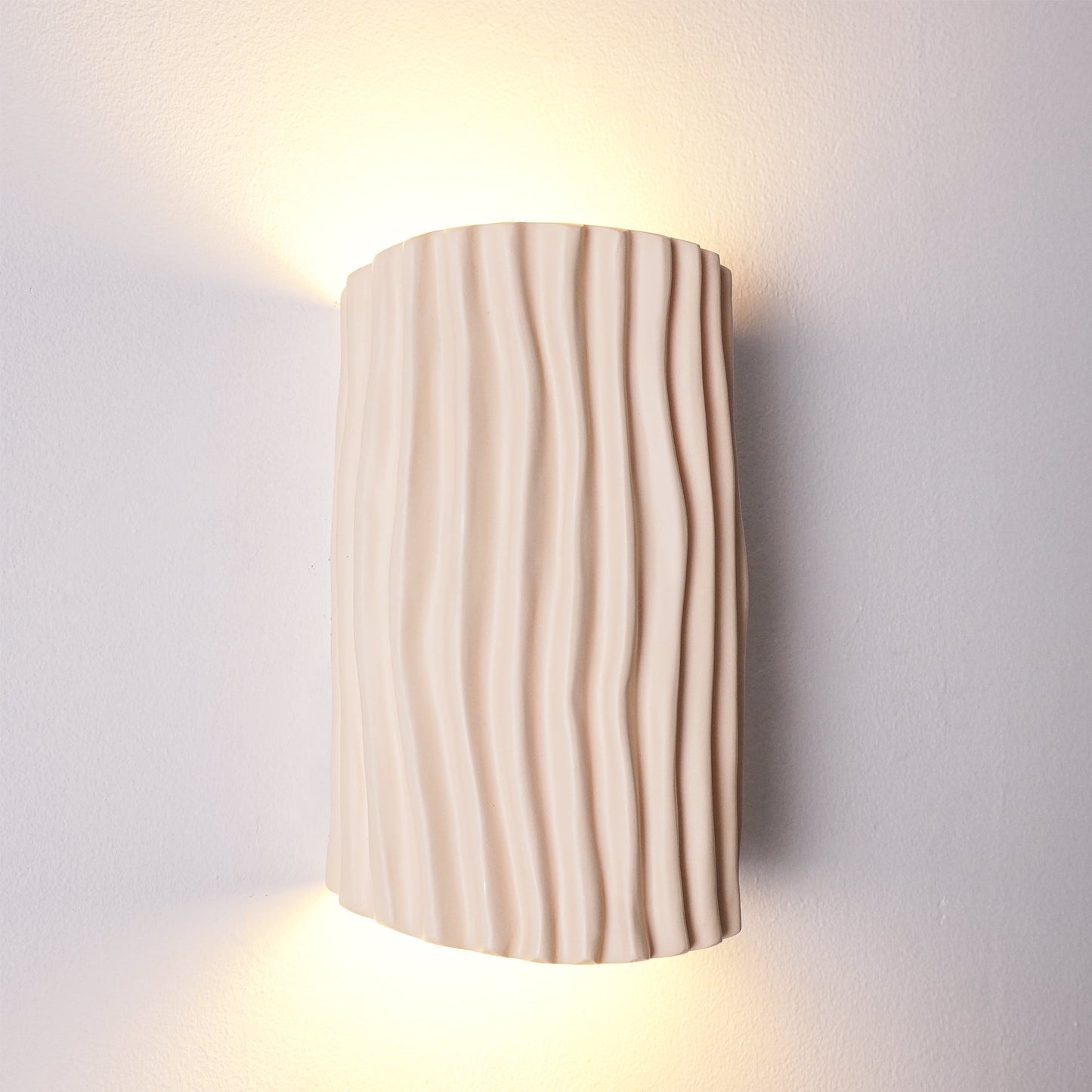 Wandlamp van hars