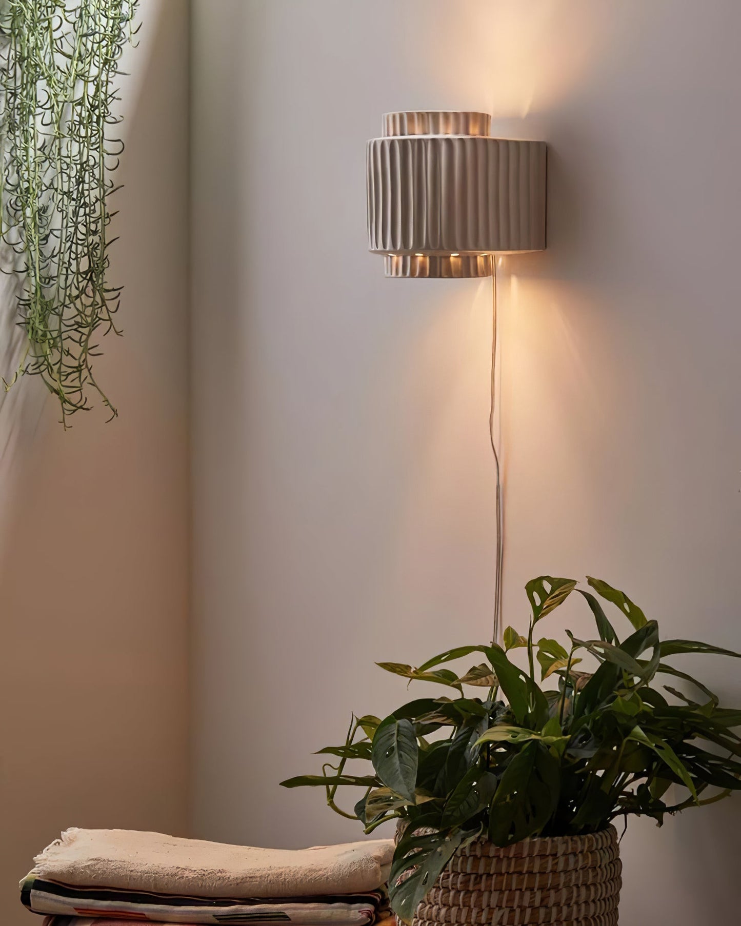 Pillar Wall Light